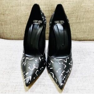 Jimmy Choo Black and White Graphic Limited Edition New & Heels